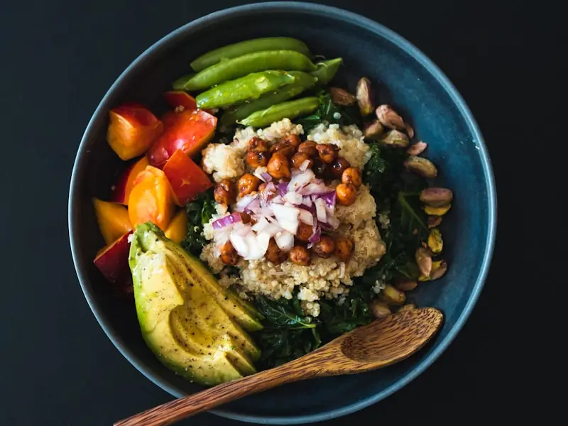 Bowl quinoa & légumes rôtis