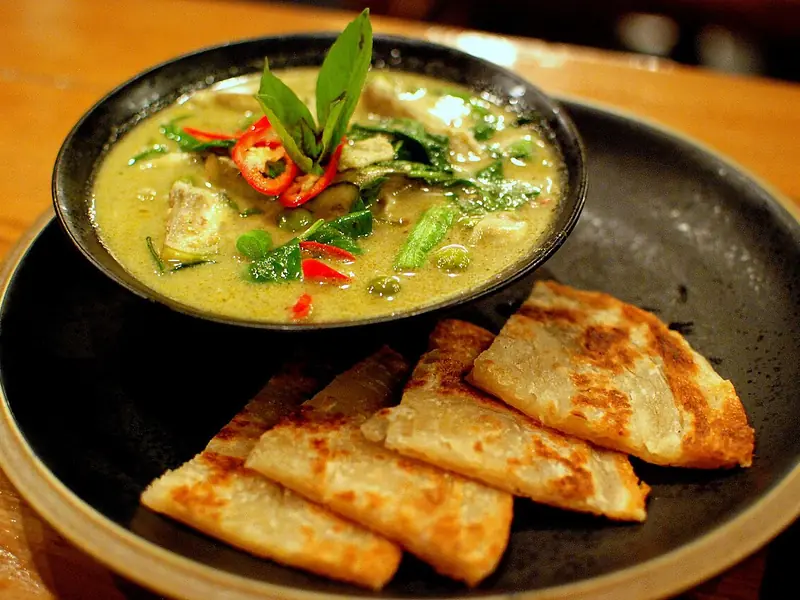 Curry vert thaï au poulet